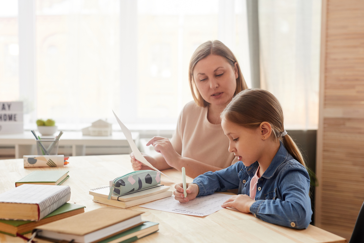 Keuntungan Dan Kerugian Homeschooling Bagi Anak - Info Sekolahmu